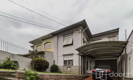 Casa com 3 quartos à venda na Rua Veador Porto, 251, Santana, Porto Alegre, 200 m2 por R$ 849.900