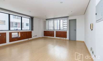 Sala comercial à venda na Rua Batataes, 391, Jardim Paulista, São Paulo, 38 m2 por R$ 250.000