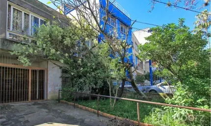Casa com 3 quartos à venda na avenida protásio alves, 3146, petrópolis, porto alegre, 179 m2 por r$ 420.000
