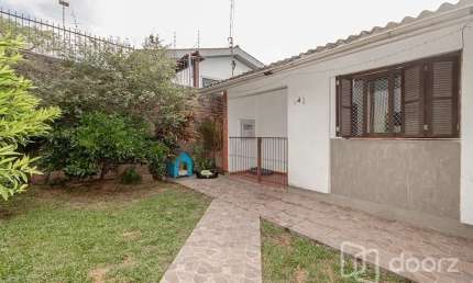 Casa com 3 quartos à venda na Acesso dos Flamboyant, 146, Santa Tereza, Porto Alegre, 80 m2 por R$ 425.000