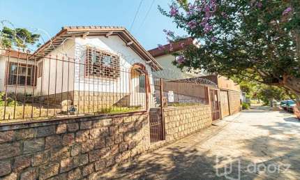 Casa com 2 quartos à venda na Rua João Paetzel, 347, Chácara das Pedras, Porto Alegre, 144 m2 por R$ 1.599.000