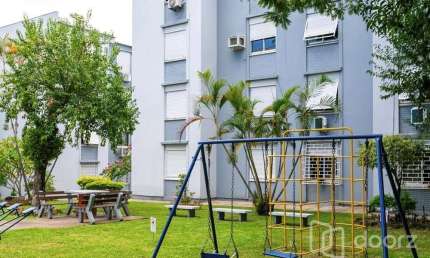 Apartamento com 2 quartos à venda na Travessa Lancaster, 50, São Sebastião, Porto Alegre, 52 m2 por R$ 220.000