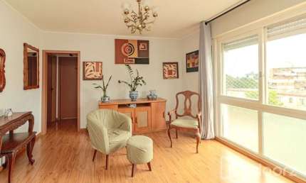 Apartamento com 2 quartos à venda na Beco Andaraí, 453, Passo da Areia, Porto Alegre, 74 m2 por R$ 424.000