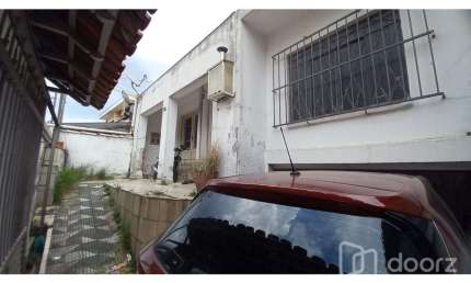Casa com 2 quartos à venda na Rua Leucina, 74, Cidade Vargas, São Paulo, 90 m2 por R$ 400.000