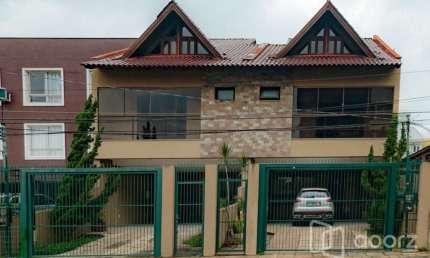 Casa com 3 quartos à venda na Rua Dom Jaime de Barros Câmara, 705, Sarandi, Porto Alegre, 235 m2 por R$ 799.000