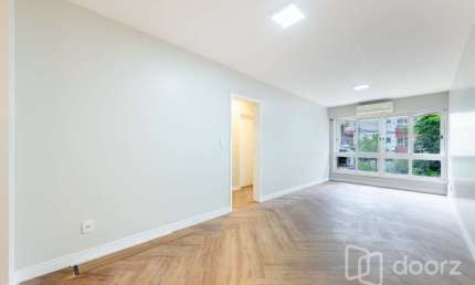 Apartamento com 2 quartos à venda na Rua Germano Petersen Júnior, 350, Auxiliadora, Porto Alegre, 83 m2 por R$ 670.000