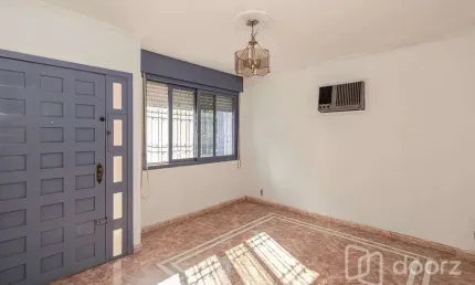 Casa com 3 quartos à venda na Avenida Professor Paula Soares, 416, Jardim Itu Sabará, Porto Alegre, 195 m2 por R$ 637.900