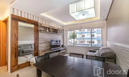 Apartamento com 2 quartos à venda na rua joão abbott, 58, petrópolis, porto alegre, 65 m2 por r$ 559.000