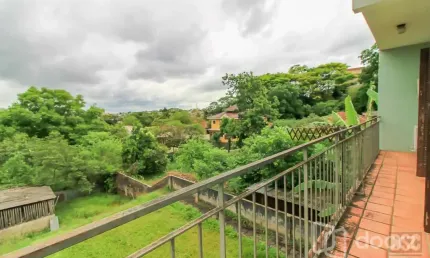 Casa com 3 quartos à venda na Rua Intendente Alfredo Azevedo, 662, Glória, Porto Alegre, 299 m2 por R$ 700.000
