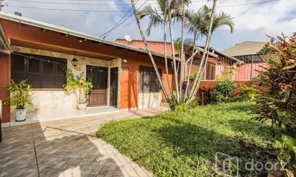 Casa com 3 quartos à venda na Rua Francisca Lechner, 243, Rubem Berta, Porto Alegre, 180 m2 por R$ 480.000