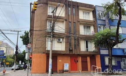 Apartamento com 3 quartos à venda na Avenida João Pessoa, 2326, Santana, Porto Alegre, 83 m2 por R$ 228.000