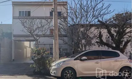 Casa com 3 quartos à venda na Cerro Azul, 1100, Santa Maria Goretti, Porto Alegre, 369 m2 por R$ 997.000