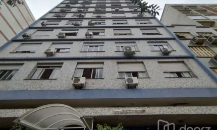 Apartamento com 2 quartos à venda na Rua Coronel Fernando Machado, 560, Centro Histórico, Porto Alegre, 70 m2 por R$ 370.000