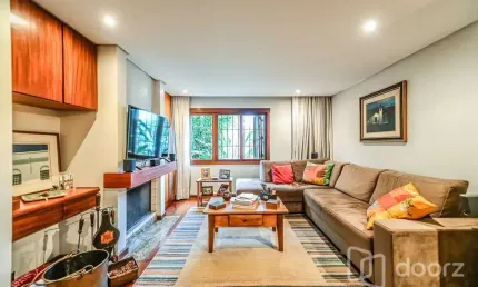 Casa em condomínio fechado com 4 quartos à venda na Rua Desembargador Espiridião de Lima Medeiros, 284, Três Figueiras, Porto Alegre, 240 m2 por R$ 1.380.000