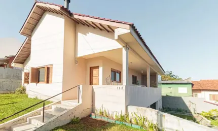 Casa com 2 quartos à venda na Rua dos Colibris, 112, Lomba do Pinheiro, Porto Alegre, 203 m2 por R$ 449.000