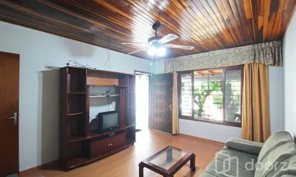 Casa com 3 quartos à venda na avenida protásio alves, 7816, petrópolis, porto alegre, 289 m2 por r$ 420.000