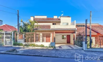 Casa com 5 quartos à venda na rua dea coufal, 813, ipanema, porto alegre, 383 m2 por r$ 899.000