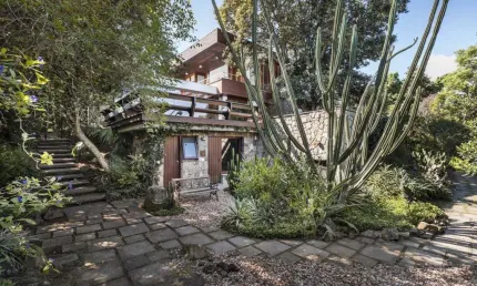 Casa com 4 quartos à venda na Praça José Assunção, 102, Vila Assunção, Porto Alegre, 900 m2 por R$ 4.900.000