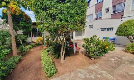 Ótimo apartamento 3 dormitórios com garagem, bairro Santo Antônio, Porto Alegre
