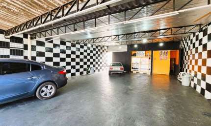 Casa comercial com 3 salas à venda na Bolívia, 577, Vila Barcelona, Sorocaba por R$ 949.900