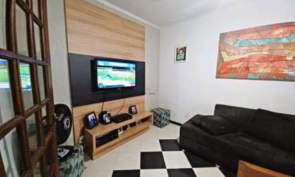 Casa com 3 quartos à venda na Frei Caneca, 51, Vila Santana, Sorocaba por R$ 400.000