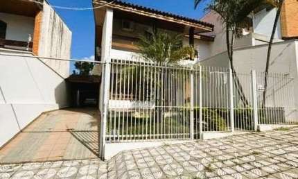 Casa com 3 quartos à venda na Arlindo de Oliveira, 166, Vila Jardini, Sorocaba por R$ 700.000