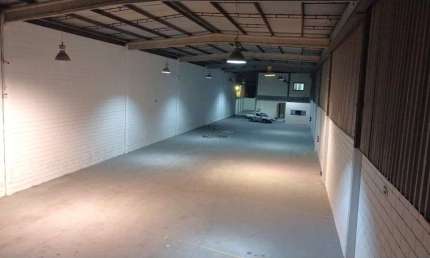 Barracão / Galpão / Depósito para alugar na Amadeu Rocha Rodrigues, 476, Iporanga, Sorocaba por R$ 14.000