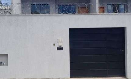 Casa com 3 quartos à venda na Rua José Rodrigues Chaves, Novo Centro, Santa Luzia