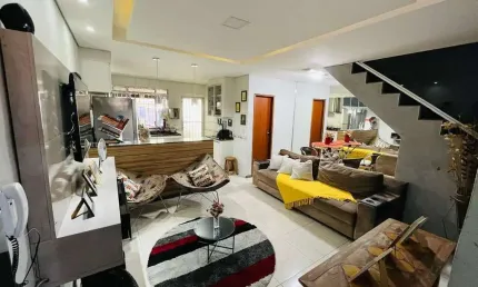 Casa com 2 quartos à venda na Rua dos Crisântemos, Imperial, Santa Luzia