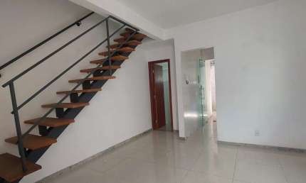 Casa Duplex em Condomínio em Santa Luzia, 2 Quartos, 55m² para Alugar