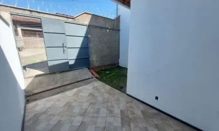 Casa à Venda em Cruzeiro, Ribeirão das Neves: 2 Quartos, 46m²