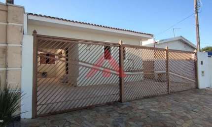 Casa com 3 quartos à venda na Rua Francisco Pereira Coutinho, 3, Parque Taquaral, Campinas, 150 m2 por R$ 657.000