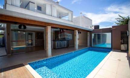 Casa Sobrado para venda no Jardim Saint Gerard com  04 suites, Ilha Lá Bourgogne.