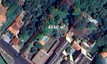 Invista em Terreno Comercial no Jardim Paulistano - 4.250m²