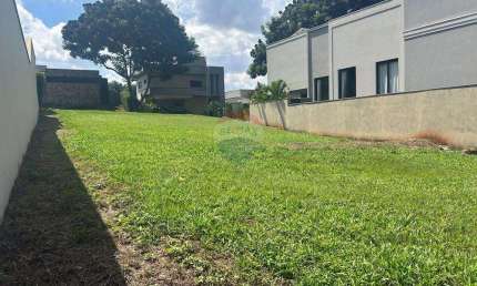 More no melhor de Ribeirão! Terreno à venda no Alphaville 1