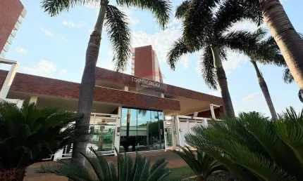 Cobertura Duplex de Luxo no Edifício Residencial Edimburgo - Vila do Golfe