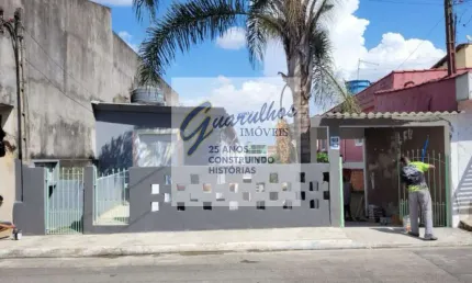 2 casas em terreno de 10*25, cada uma com 3 dorms a venda por r$749.900,00