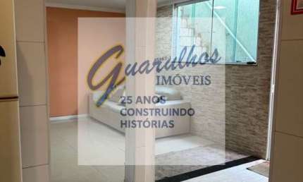 Casa com 2 quartos para alugar na Vila Ayrosa, São Paulo 