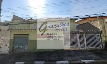 Casa no Jd Vila Galvão, 3 dorms, 242m² + salão de 200m² + edícula R$949.000,00