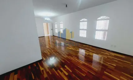 Casa com 3 quartos à venda no Bosque dos Eucaliptos, São José dos Campos , 180 m2 por R$ 998.000