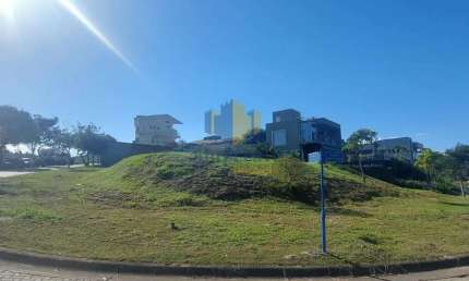 Terreno à venda no Condomínio Reserva do Paratehy, São José dos Campos , 1255 m2 por R$ 2.300.000