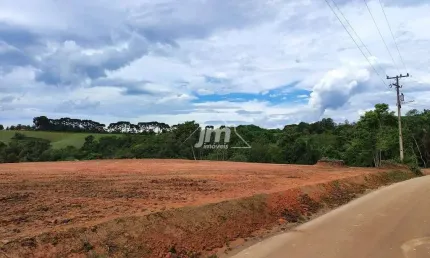 Chácara a venda no Bairro Três Córregos - em Campo Largo/PR