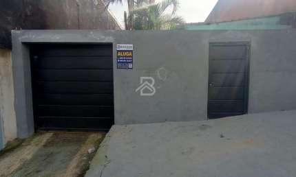 Casa para Locação em São Paulo, Parque são Rafael, 1 dormitório, 1 banheiro, 1 vaga