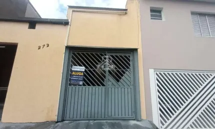 Casa para Locação em São Paulo, Parque são Rafael, 1 dormitório, 1 banheiro, 1 vaga