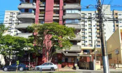 Apartamento com 4 quartos à venda na Avenida Borges de Medeiros, 1699, Centro, Santa Maria
