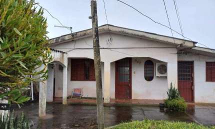Casa com 3 quartos à venda na Rua das Congonhas, 287, Camobi, Santa Maria