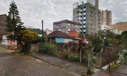 Terreno comercial à venda na Rua Maria Rocha, 24, Nossa Senhora de Lourdes, Santa Maria