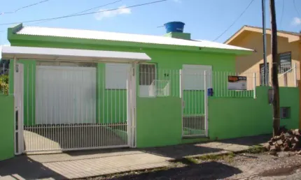 Casa com 2 quartos para alugar na Rua Quatorze de Julho, 12, Itararé, Santa Maria