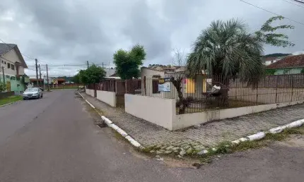 Casa com 2 quartos à venda na R Dr Mario Salvador, 316, Nossa Senhora Medianeira, Santa Maria