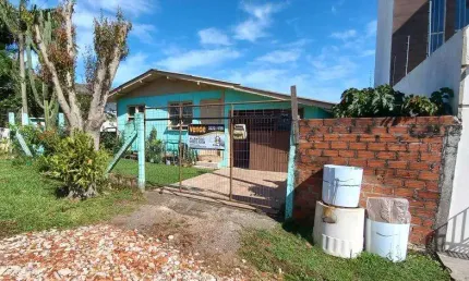 Casa com 3 quartos à venda na Rua Victor Denardim, 248, Pé de Plátano, Santa Maria